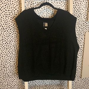 Plus size black sweater vest size 2x H&M NWT